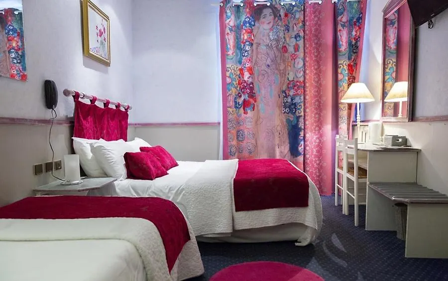 **  Hotel Mignon Avignon France