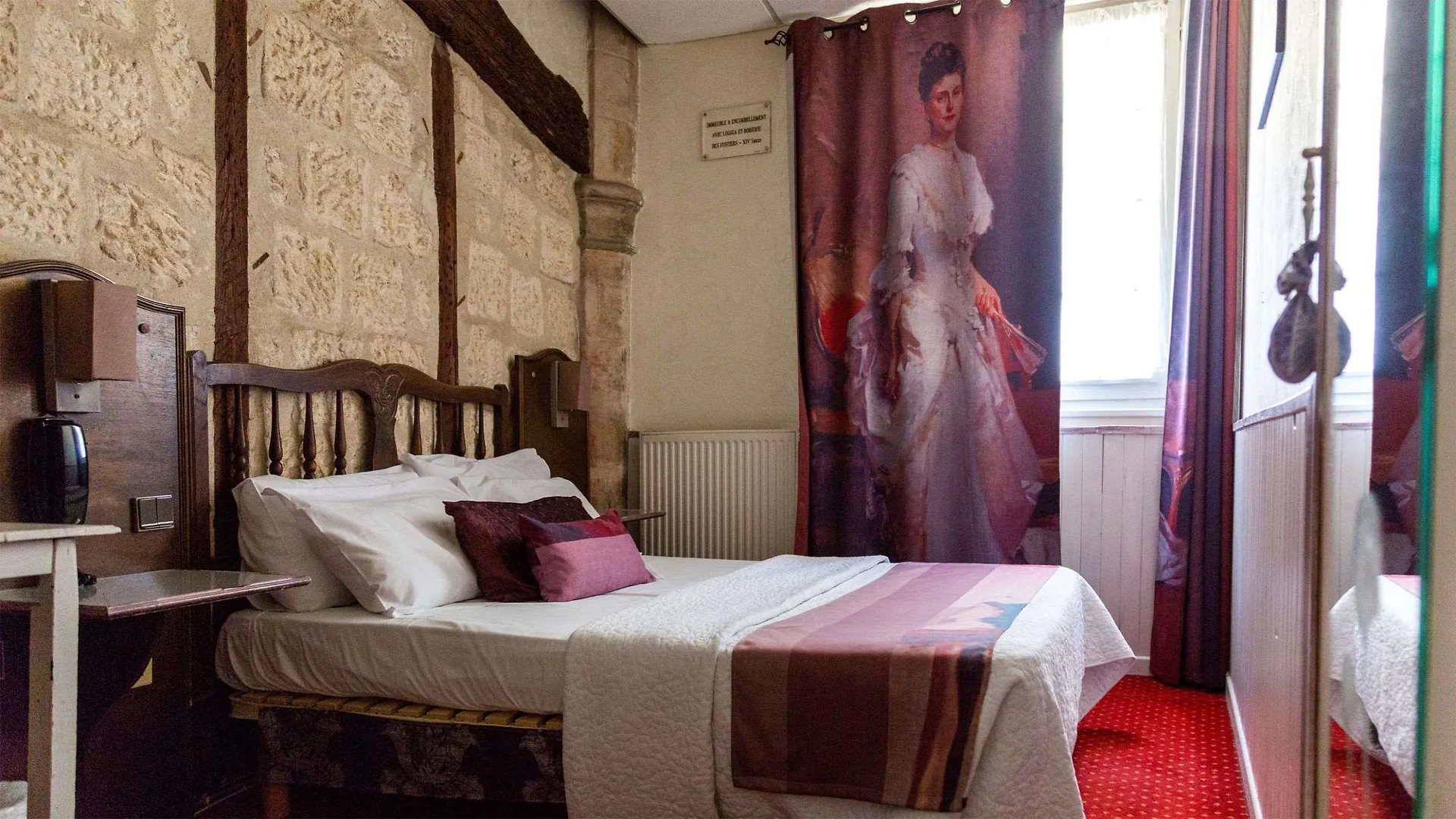 **  Hotel Mignon Avignon France